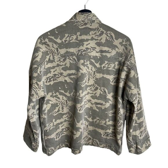 Current Elliot Womens Camo Print Button Down Coat 1 - Picture 3 of 7